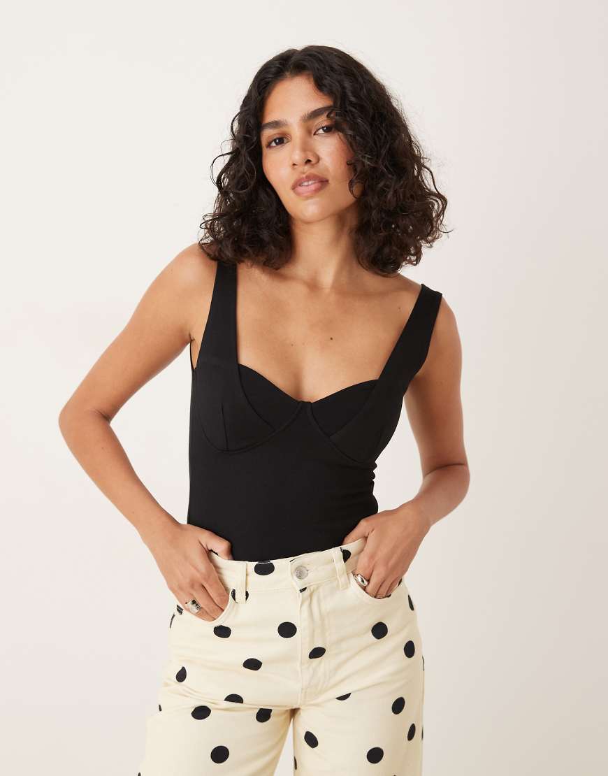 ASOS DESIGN - Body aus Polyamid in Schwarz mit U-Ausschnitt-Gelb von ASOS DESIGN