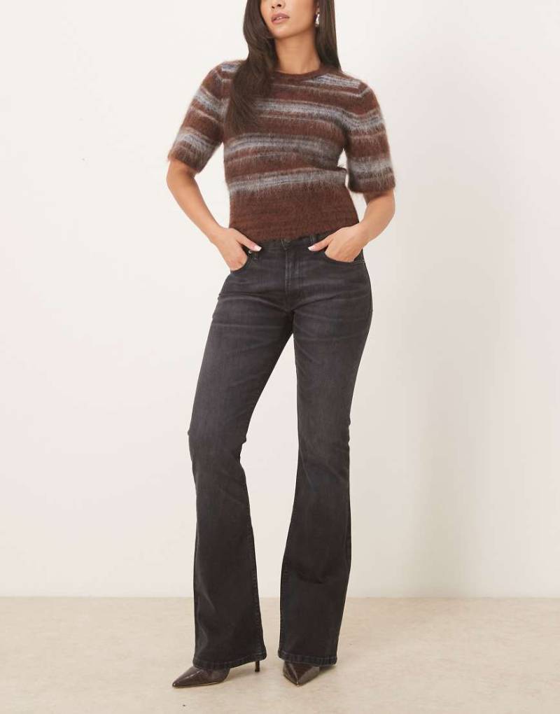 ASOS DESIGN - Bootcut-Jeans in Schwarz von ASOS DESIGN