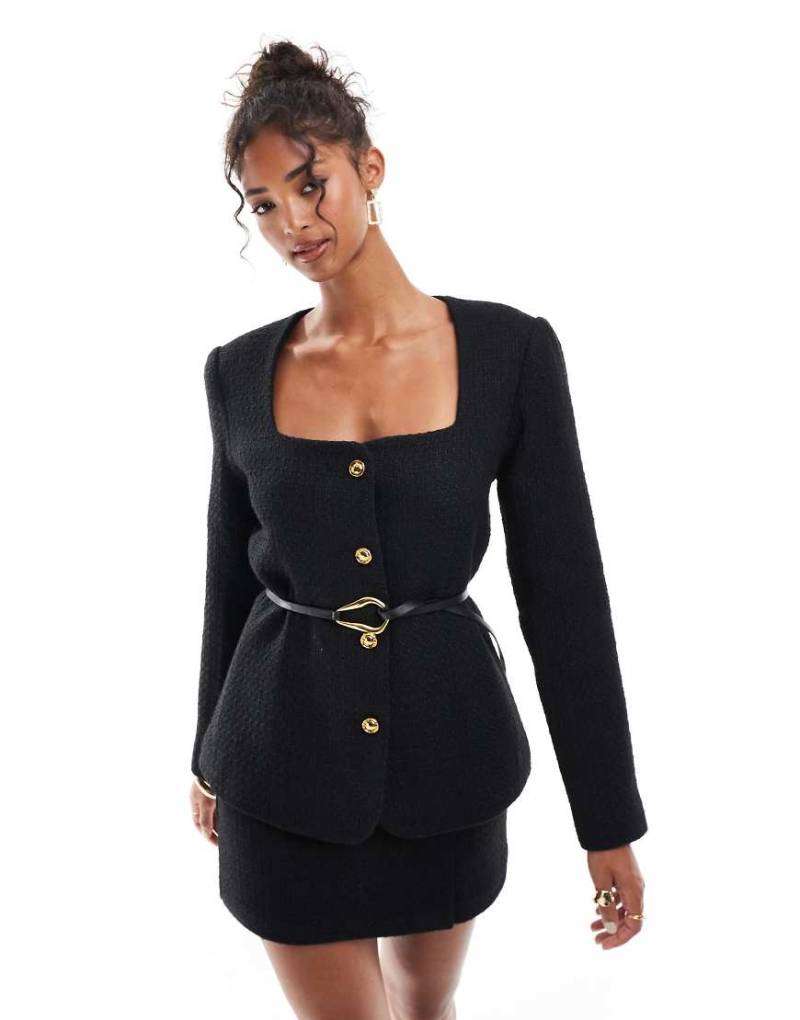ASOS DESIGN - Bouclé-Blazer in Schwarz mit U-Ausschnitt und Gürtel ASOS DESIGN - Bouclé-Blazer in Schwarz mit U-Ausschnitt und Gürtel von ASOS DESIGN
