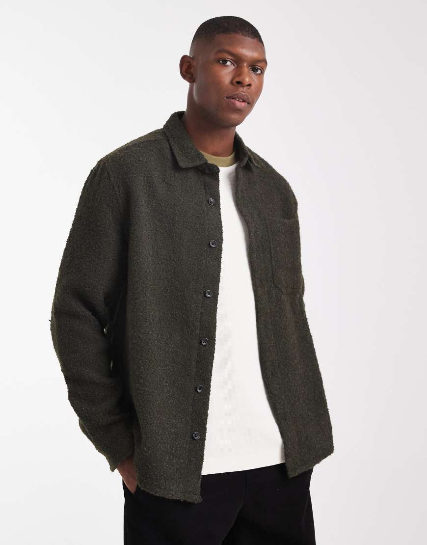 ASOS DESIGN - Bouclé-Hemdjacke in Khaki-Grün von ASOS DESIGN