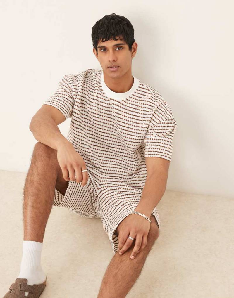 ASOS DESIGN - Boxy Fit Oversize-T-Shirt in Neutral mit strukturierten Streifen und überschnittenen Schultern-Bunt von ASOS DESIGN