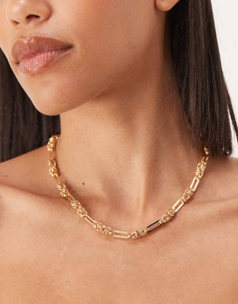 ASOS DESIGN - Breite Halskette in Goldoptik-Goldfarben von ASOS DESIGN