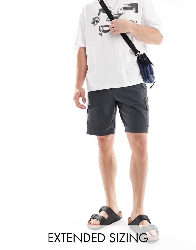 ASOS DESIGN - Cargo-Shorts in Anthrazit in regulärer Länge-Grau von ASOS DESIGN