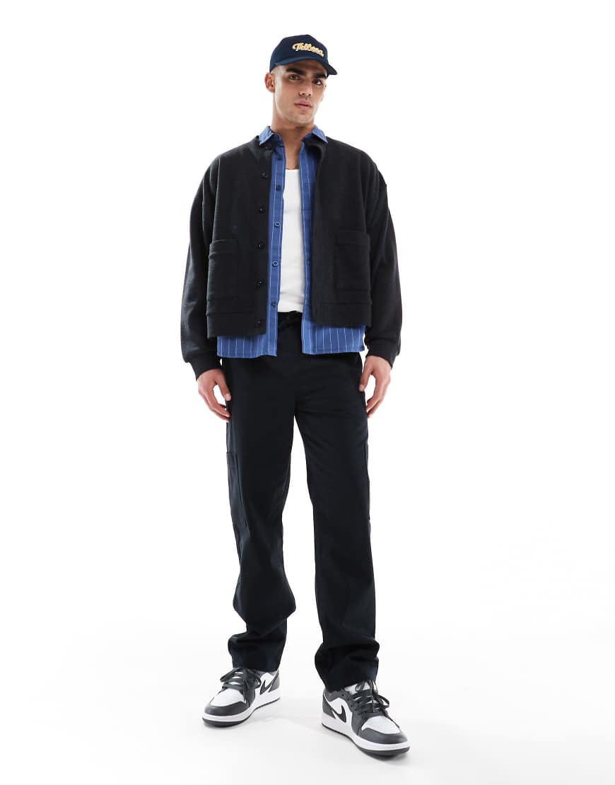 ASOS DESIGN - Cargohose in Schwarz mit geradem Schnitt von ASOS DESIGN