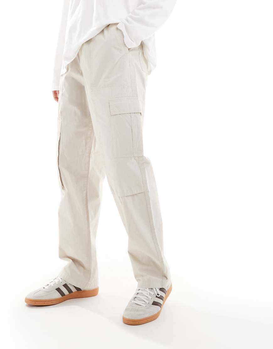 ASOS DESIGN - Cargohose in Steinbeige mit weitem Bein-Neutral von ASOS DESIGN