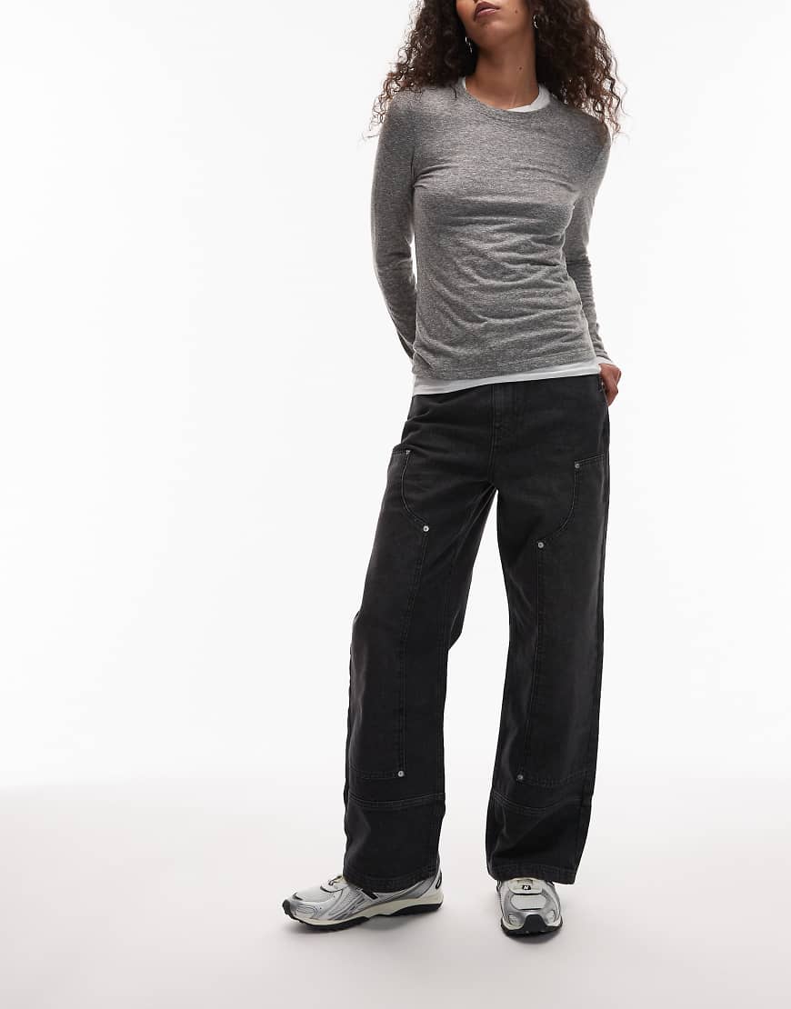 ASOS DESIGN - Carpenter-Jeans in verwaschenem Schwarz mit mittelhohem Bund von ASOS DESIGN