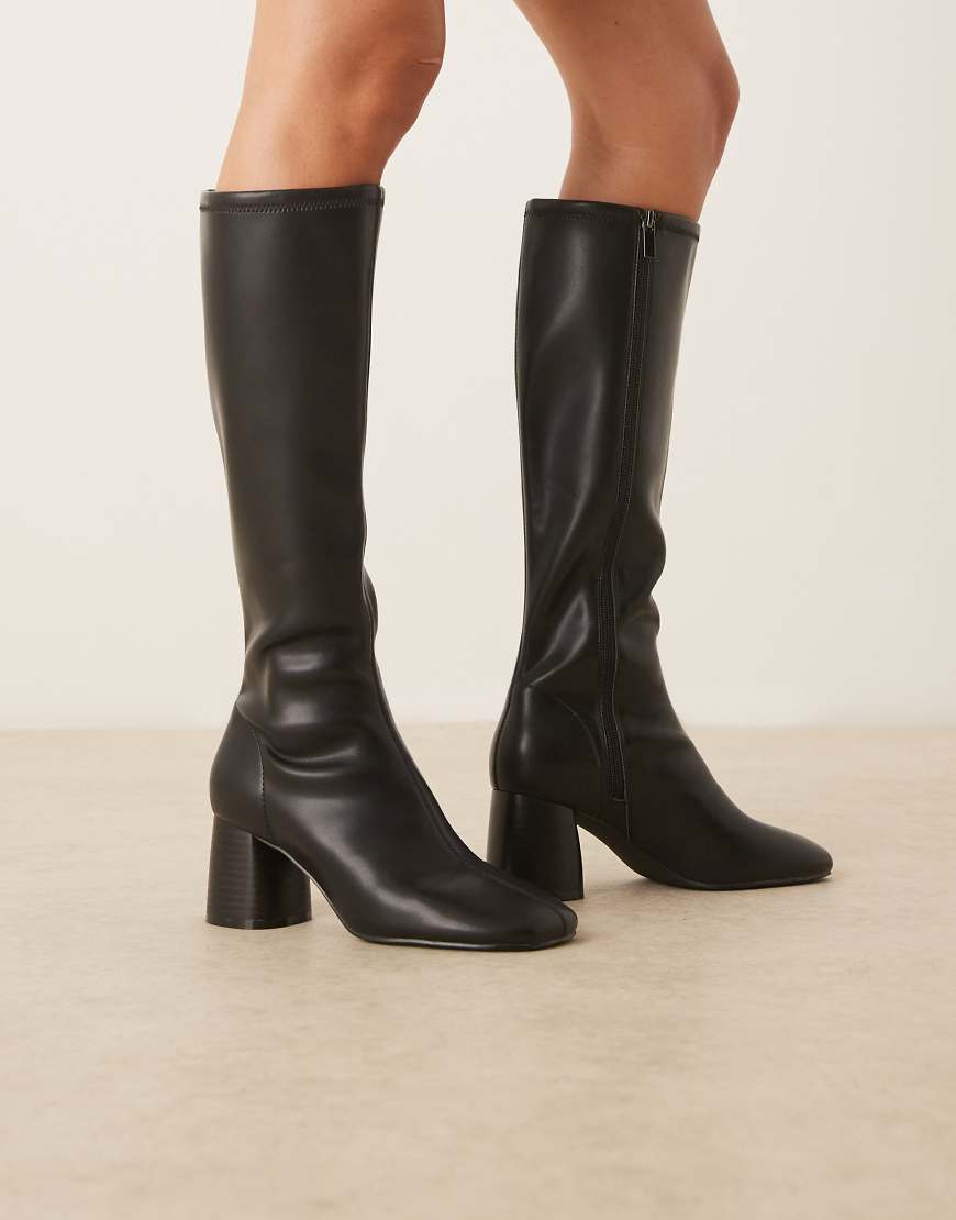 ASOS DESIGN - Cassidy - Stiefel in Schwarz mit runder Zehenpartie von ASOS DESIGN