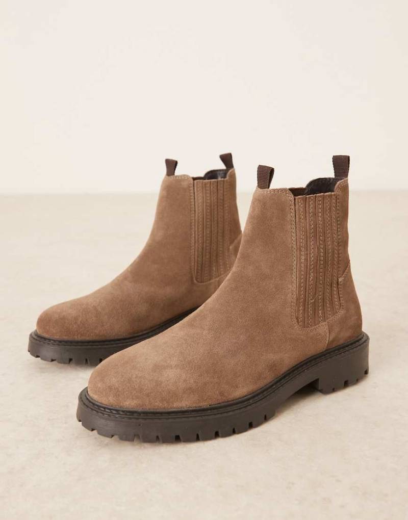 ASOS DESIGN - Chelsea-Stiefel aus Wildleder in Hellbraun mit verdecktem Einsatz-Neutral von ASOS DESIGN