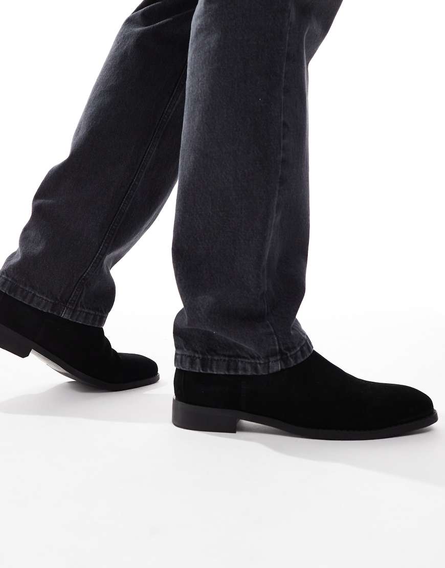 ASOS DESIGN - Chelsea-Stiefel aus schwarzem Wildleder von ASOS DESIGN