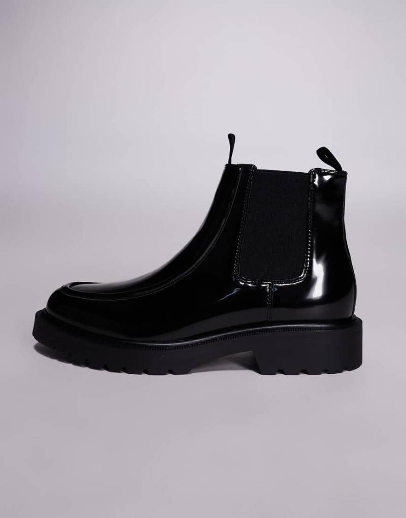 ASOS DESIGN - Chelsea-Stiefel in Schwarz mit Profilsohle von ASOS DESIGN