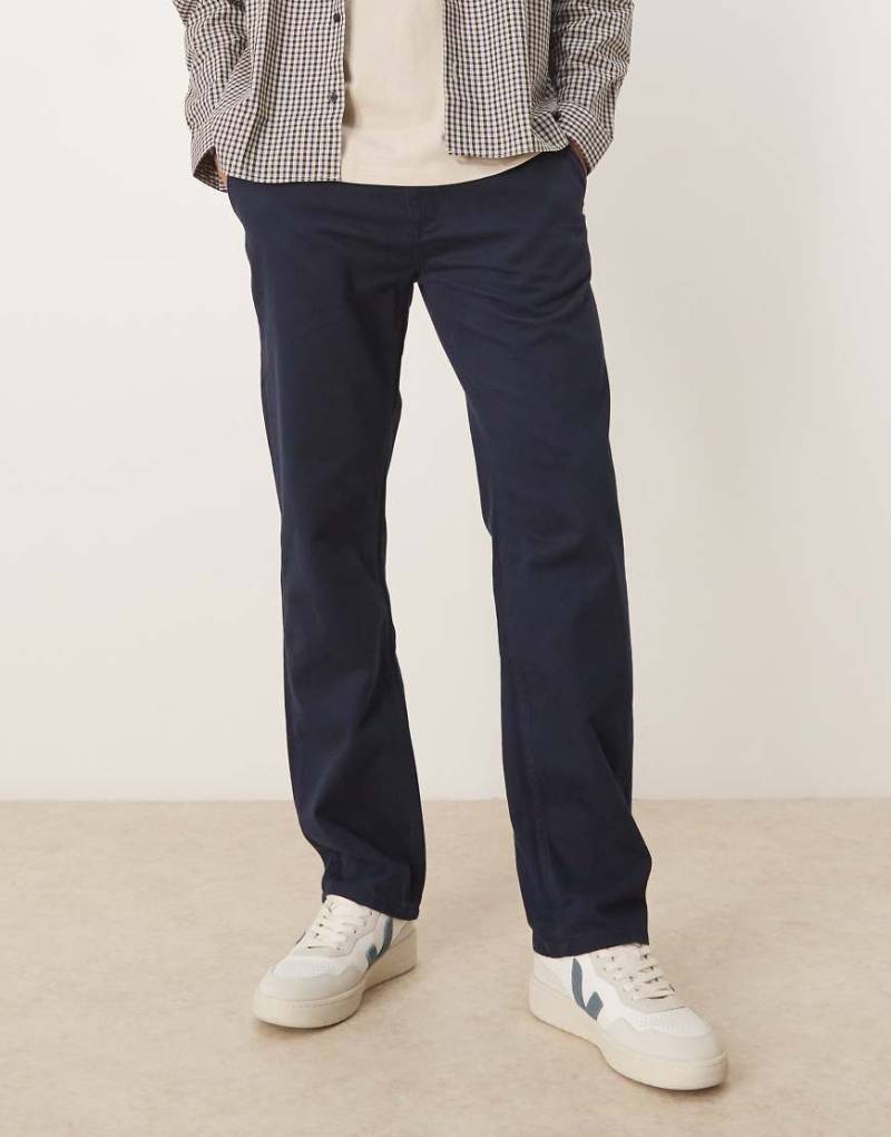 ASOS DESIGN - Chinohose in Marineblau mit geradem Bein von ASOS DESIGN