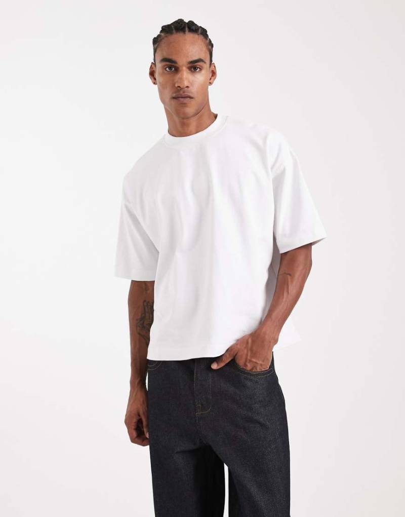 ASOS DESIGN Circular Design Collection - Kastiges Oversize-T-Shirt aus sehr schwerem Stoff in Weiß von ASOS DESIGN