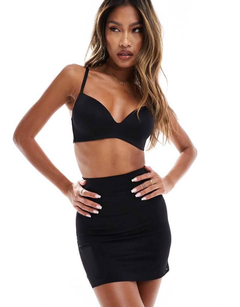 ASOS DESIGN - Contouring - Figurformender Rock in Schwarz mit mittlerem Halt von ASOS DESIGN
