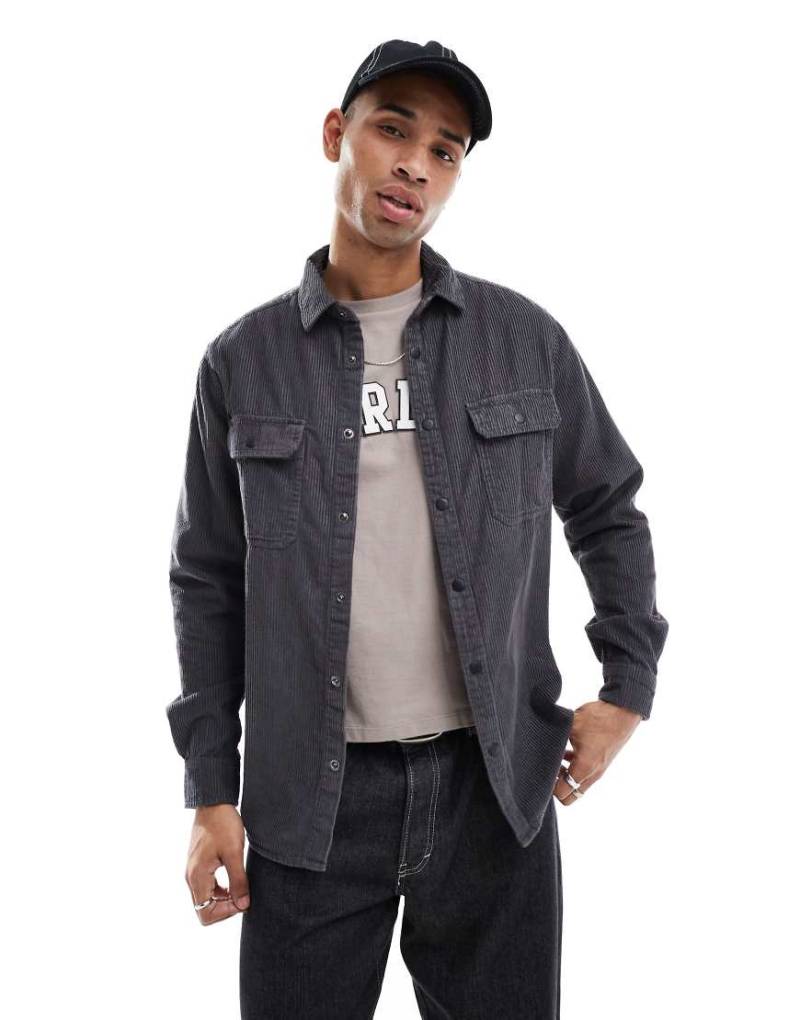 ASOS DESIGN - Cord-Hemdjacke in Schiefergrau mit Druckknöpfen von ASOS DESIGN