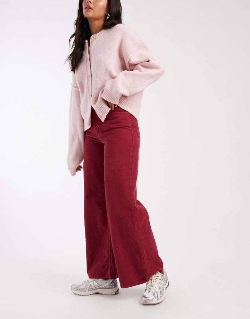 ASOS DESIGN - Cordhose mit weitem Bein-Lila von ASOS DESIGN