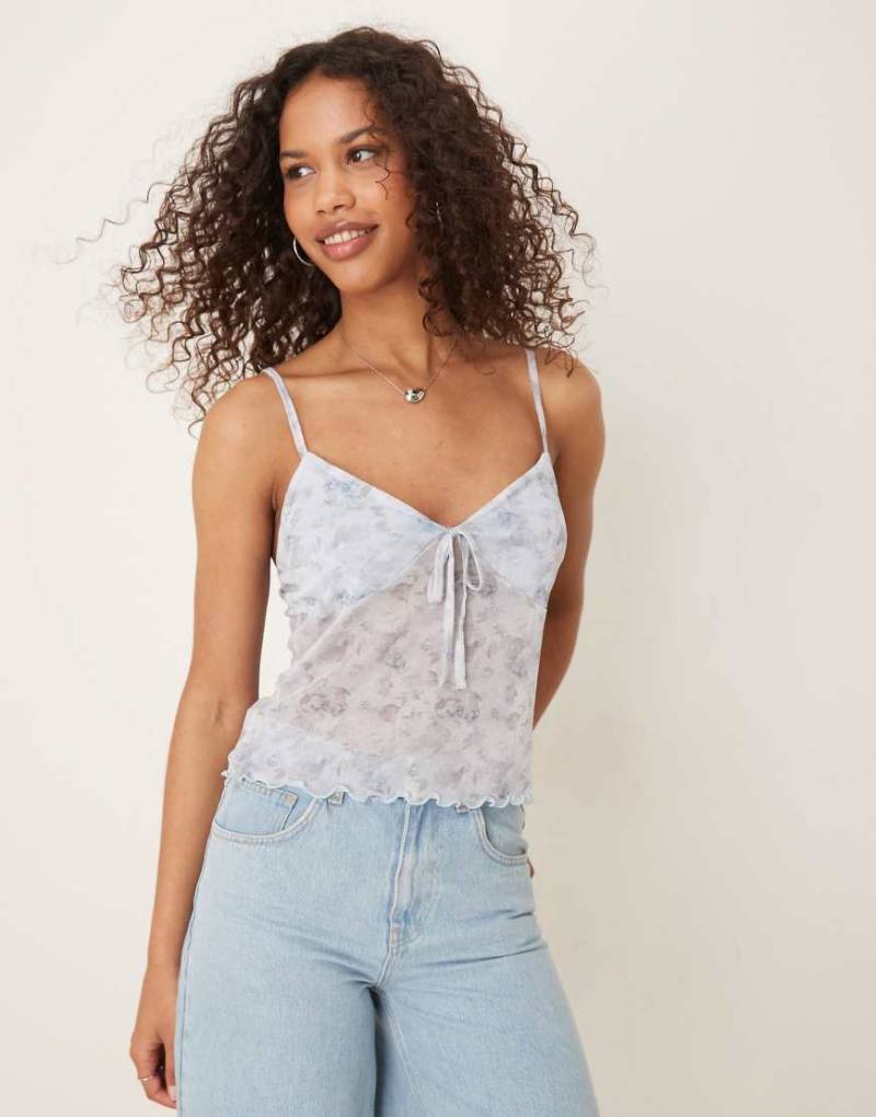 ASOS DESIGN - Cropped Camisole-Oberteil aus Netzstoff mit Brust-Cups und Blümchenprint-Bunt von ASOS DESIGN