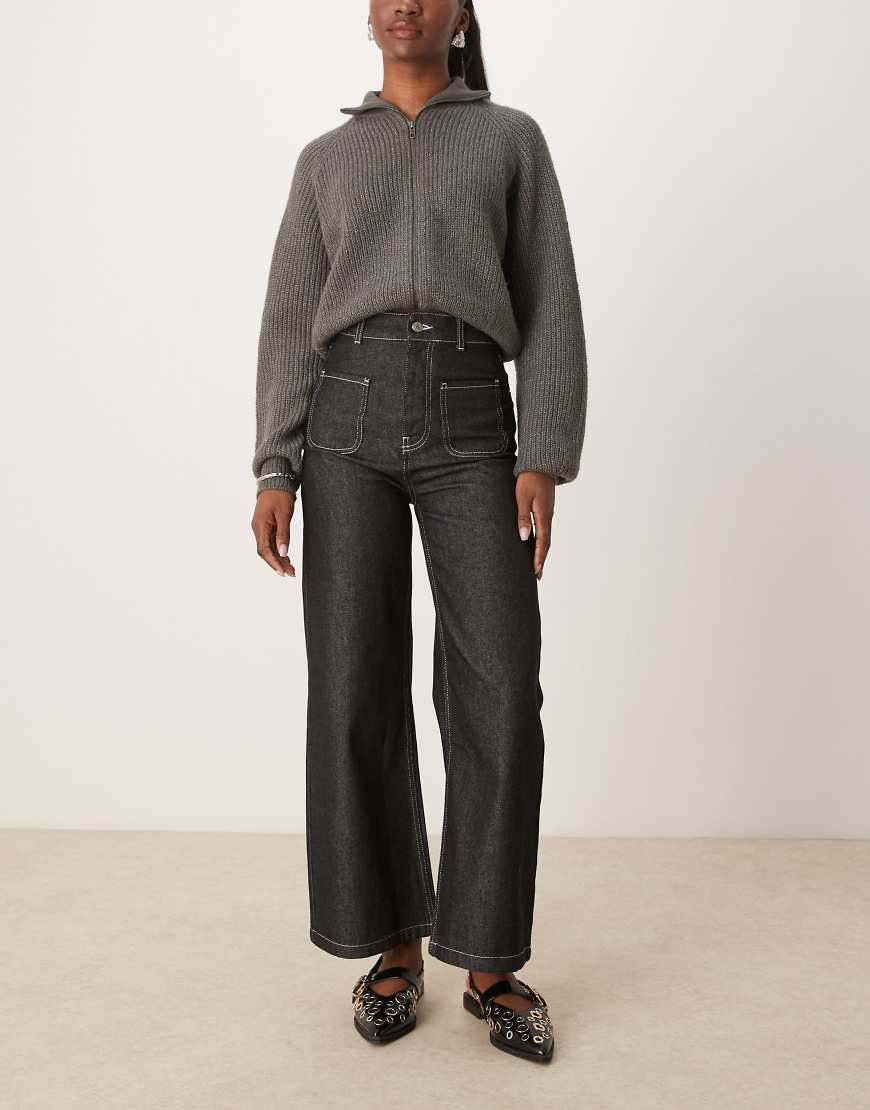 ASOS DESIGN - Cropped-Jeans in Schwarz mit weitem Bein, aufgesetzten Taschen und Ziernähten in Ecru ASOS DESIGN - Cropped-Jeans in Schwarz mit weitem Bein, aufgesetzten Taschen und Ziernähten in Ecru von ASOS DESIGN