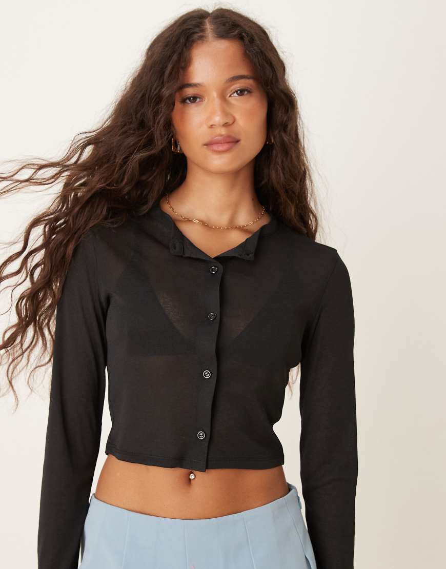 ASOS DESIGN - Cropped-Strickjacke aus leicht transparentem Mesh in Schwarz von ASOS DESIGN