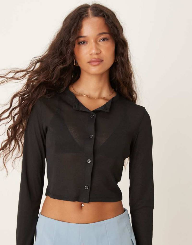 ASOS DESIGN - Cropped-Strickjacke aus leicht transparentem Mesh in Schwarz von ASOS DESIGN