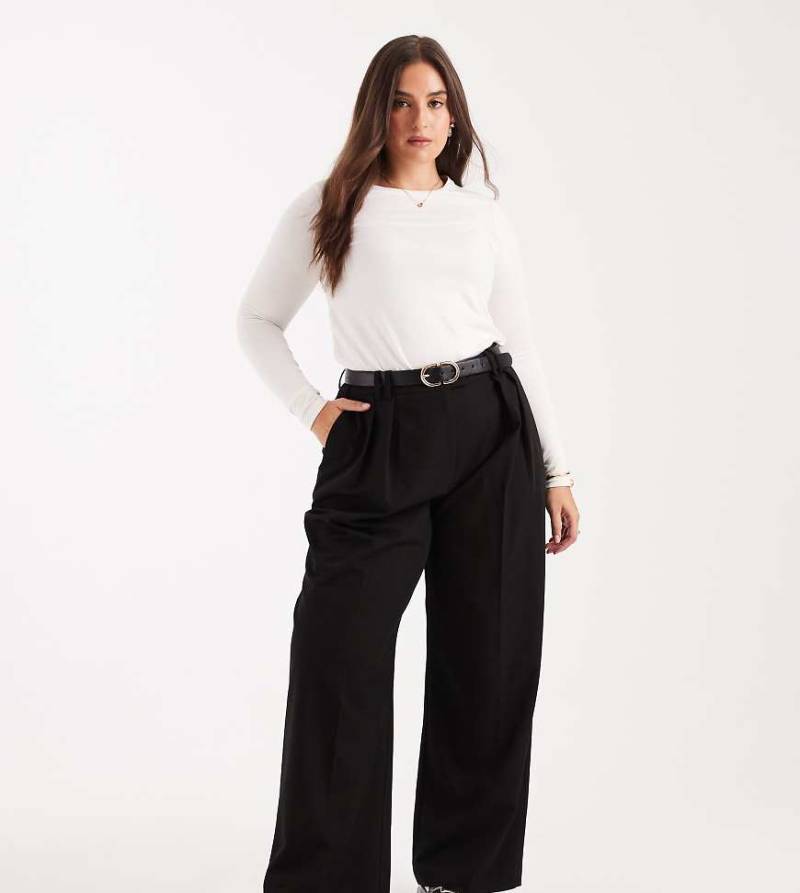 ASOS DESIGN Curve - Elegante Hose in Schwarz mit weitem Bein und Bundfalten von ASOS Curve