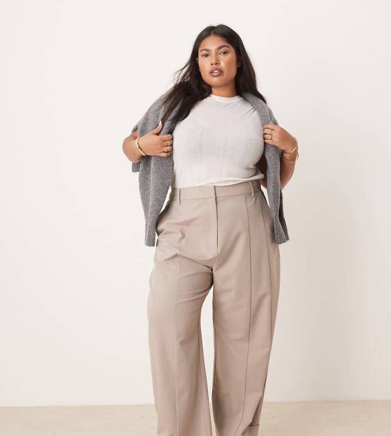 ASOS DESIGN Curve - Elegante Hose in Steinbeige mit Laschen-Detail-Rosa von ASOS DESIGN