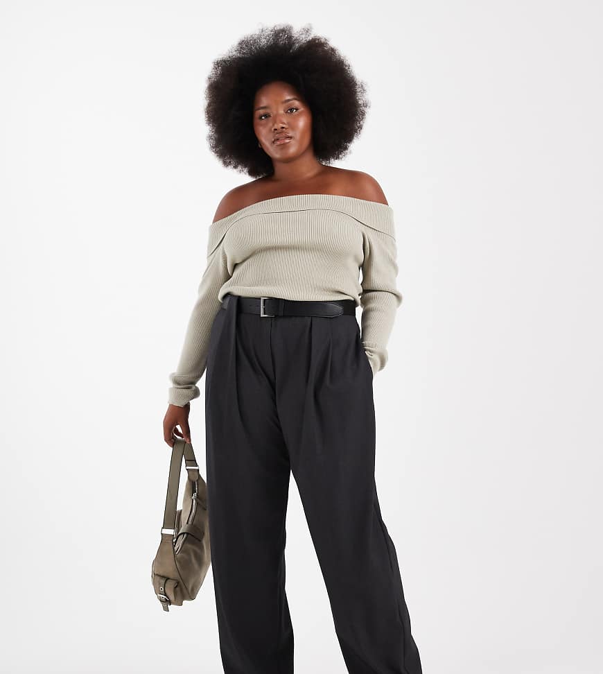 ASOS DESIGN Curve - Elegante Hose in meliertem Grau mit hohem Bund, Gürtel und geradem Bein von ASOS DESIGN