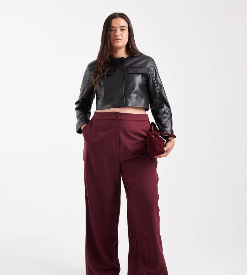 ASOS DESIGN Curve - Elegante Relaxed-Fit-Hose in dunklem Kirschrot mit geradem Schnitt von ASOS Curve