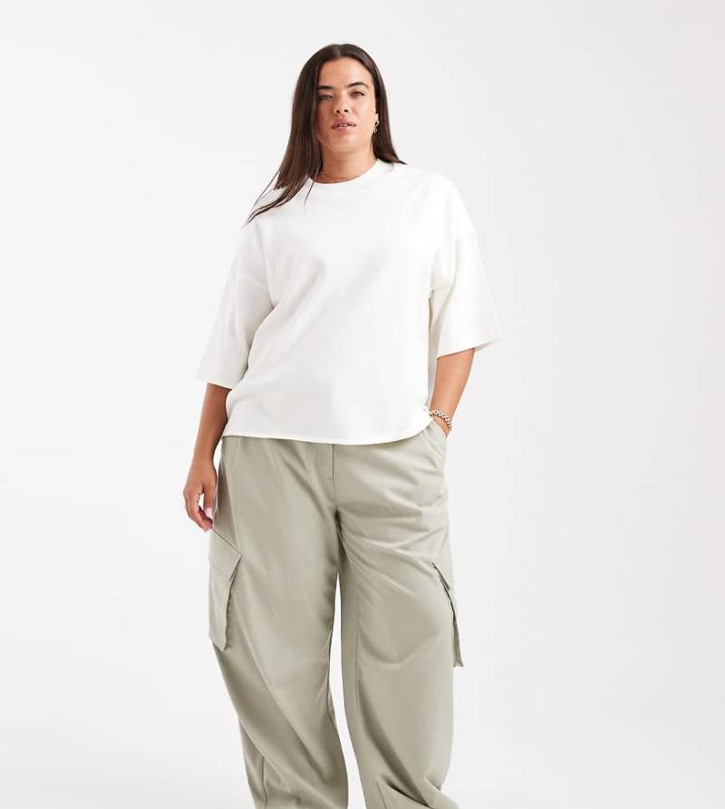 ASOS DESIGN Curve - Elegante Utility-Hose im Barrel-Leg-Stil in Salbeigrün von ASOS DESIGN