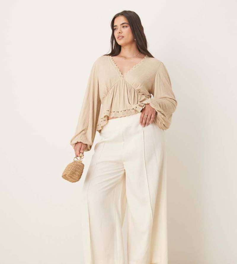 ASOS DESIGN Curve - Eleganter Hosenrock aus Leinen in Elfenbein-Neutral von ASOS DESIGN