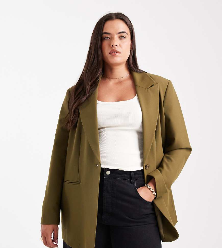 ASOS DESIGN Curve - Eleganter Relaxed-Fit-Blazer in Khaki-Grün von ASOS DESIGN
