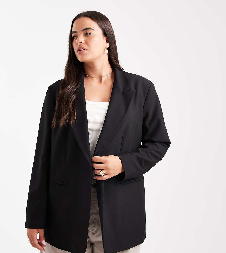 ASOS DESIGN Curve - Eleganter Relaxed Fit Blazer in Schwarz von ASOS DESIGN
