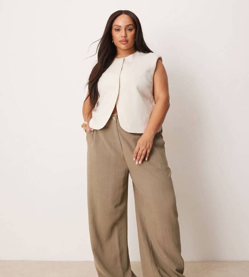 ASOS DESIGN Curve - Hose in Khaki mit Leinenanteil und lockerem, geradem Schnitt-Grün von ASOS DESIGN