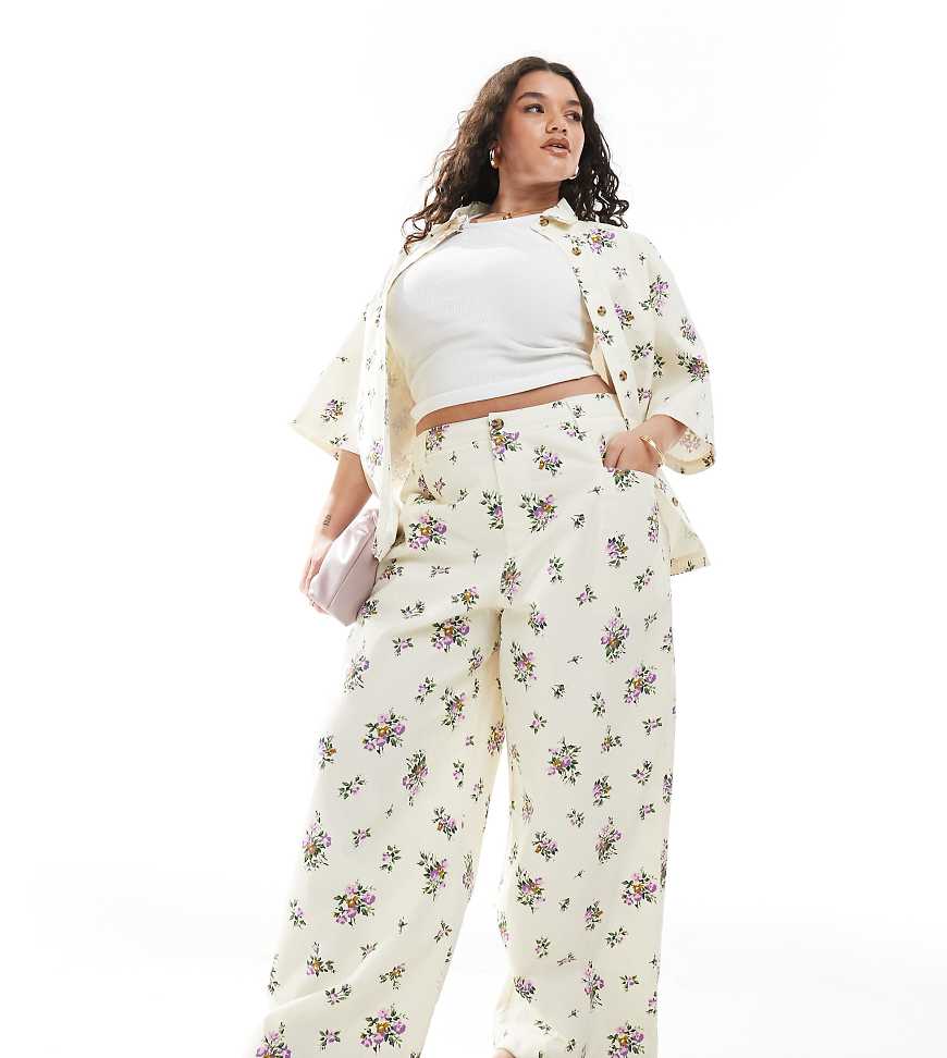 ASOS DESIGN Curve - Hose mit Blumenmuster, hohem Bund und weitem Bein, Kombiteil-Bunt von ASOS DESIGN