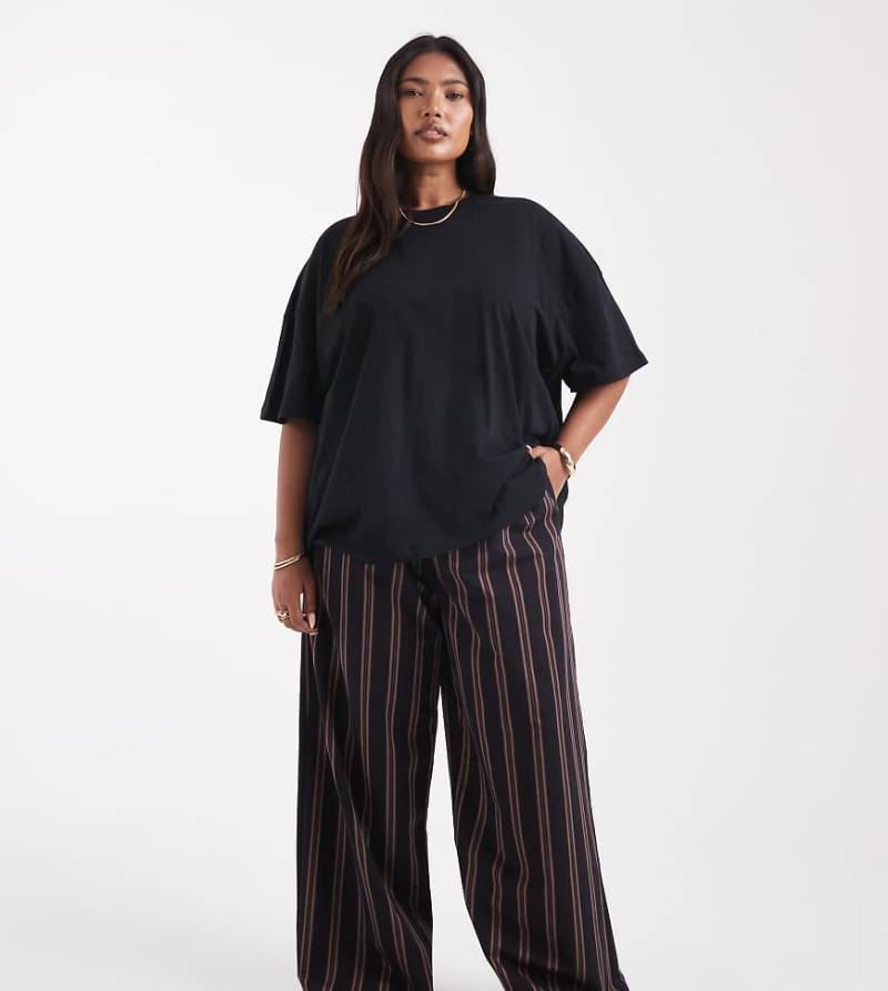 ASOS DESIGN Curve - Hose zum Überziehen in Marineblau mit weitem Bein und Streifen-Bunt von ASOS DESIGN