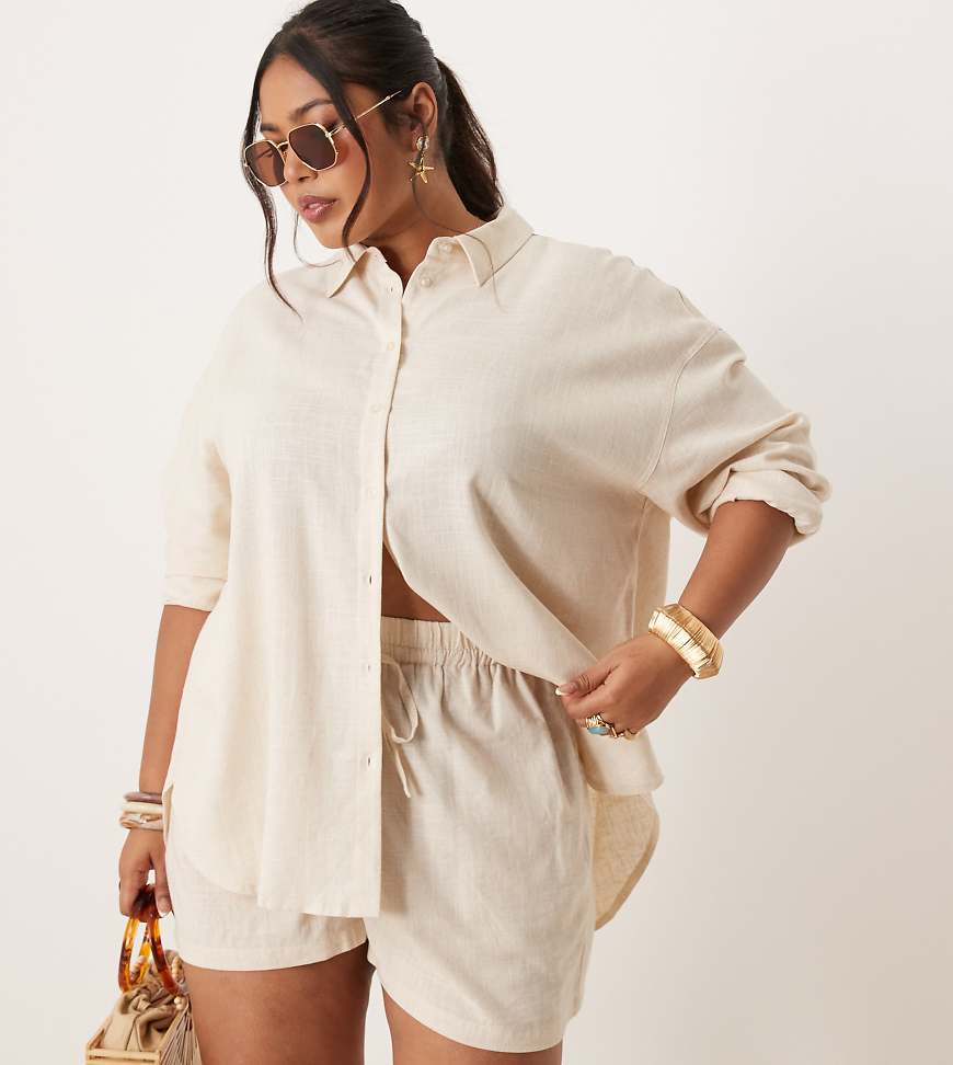 ASOS DESIGN Curve - Langärmliges Oversize-Hemd mit Leinenanteil in Steinbeige, Kombiteil-Neutral von ASOS DESIGN
