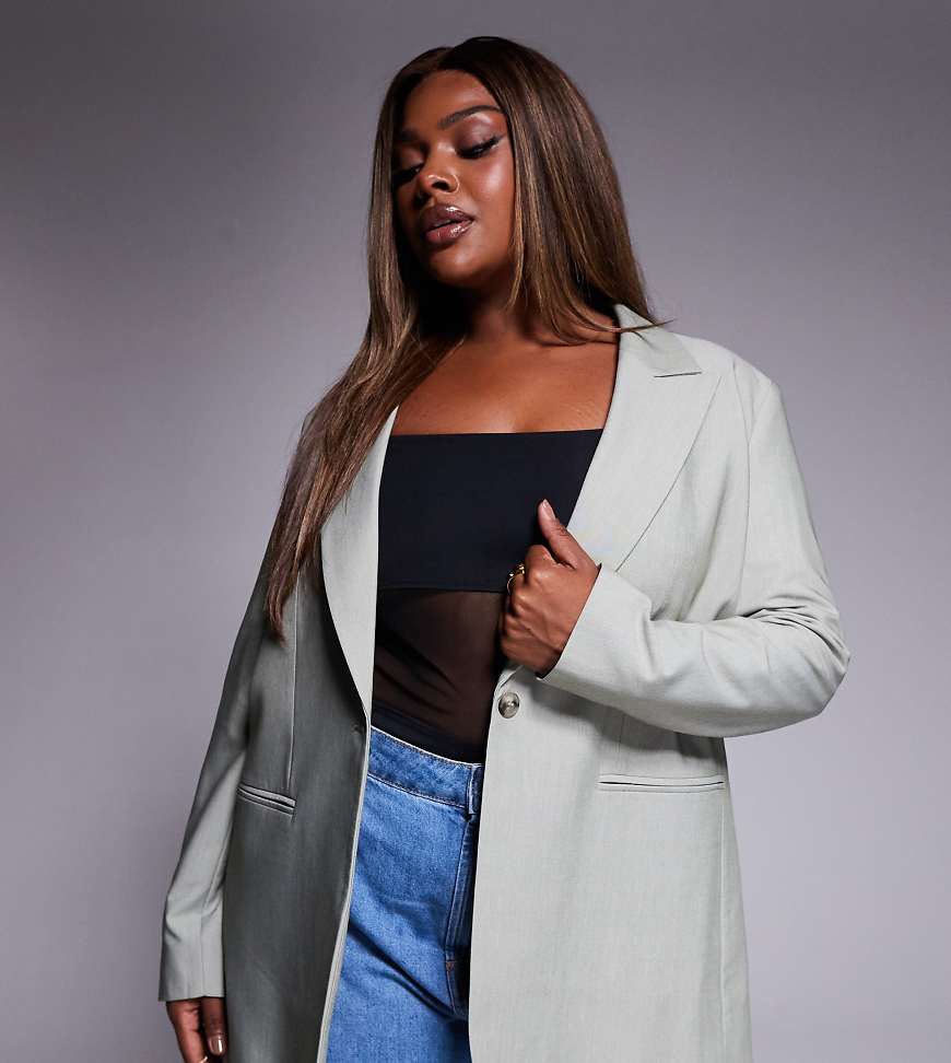 ASOS DESIGN Curve - Locker geschnittener Blazer in Olivgrün von ASOS DESIGN