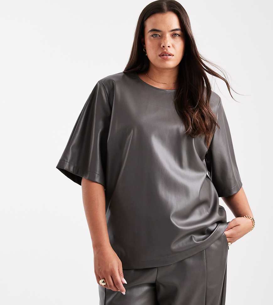 ASOS DESIGN Curve - Oversize-Oberteil in Grau aus Kunstleder, Kombiteil von ASOS Curve
