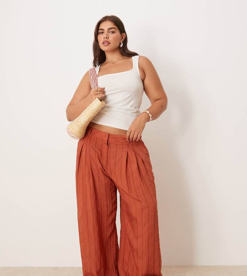 ASOS DESIGN Curve - Palazzo-Hose in Rostrot mit Streifen-Bunt von ASOS DESIGN