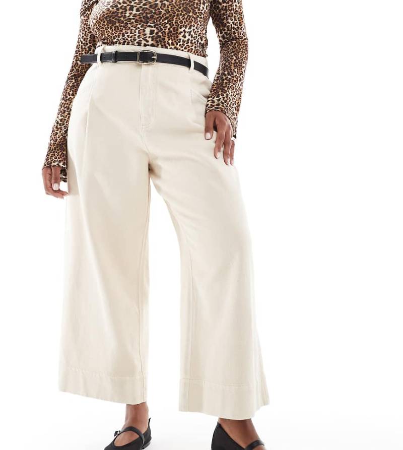 ASOS DESIGN Curve - Verkürzte Hose in Sand mit weitem Bein-Bunt von ASOS DESIGN