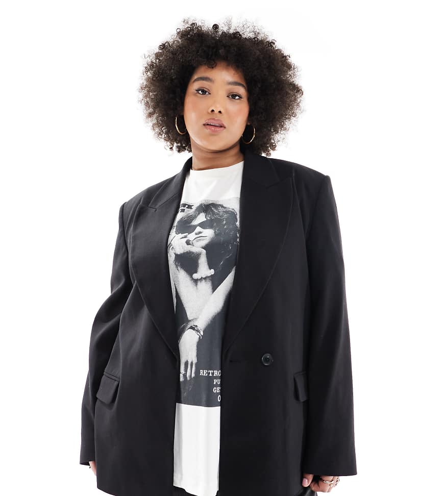 ASOS DESIGN Curve - Zweireihiger Blazer in Schwarz mit verstärkter Schulter von ASOS DESIGN