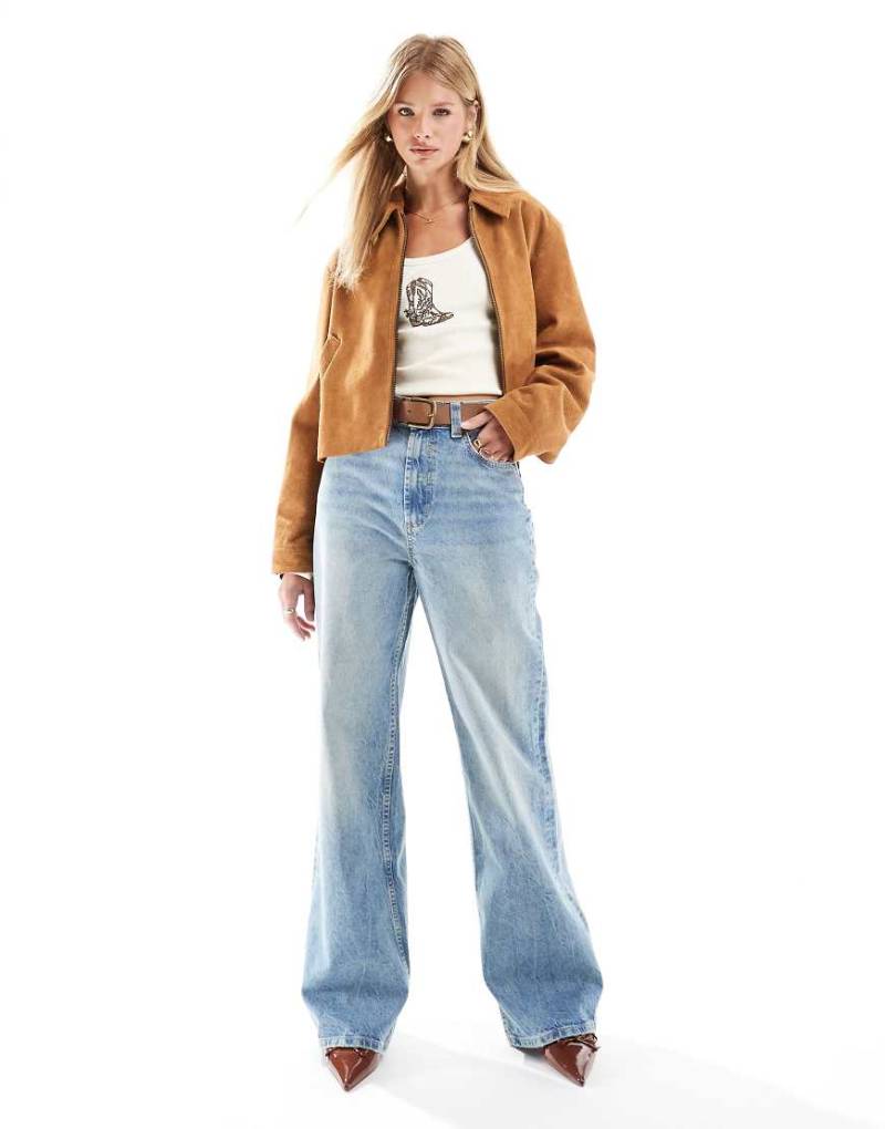 ASOS DESIGN - Dad-Jeans in Hellblau mit weitem Schnitt von ASOS DESIGN