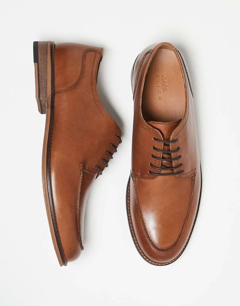 ASOS DESIGN - Derby-Schuhe zum Schnüren aus Leder in Hellbraun von ASOS DESIGN