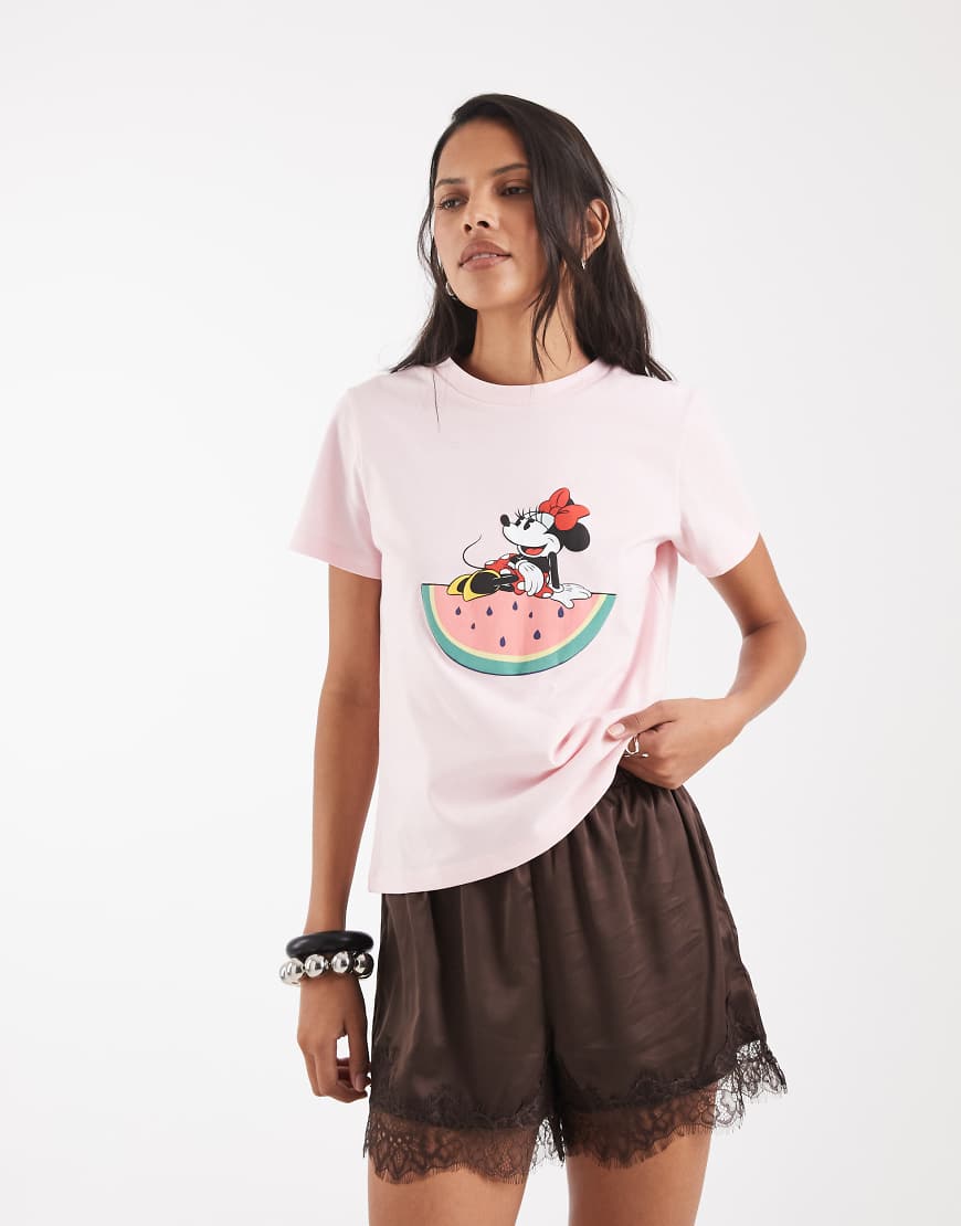 ASOS DESIGN - Disney - Locker geschnittenes T-Shirt mit Minnie-Print-Rosa von ASOS DESIGN
