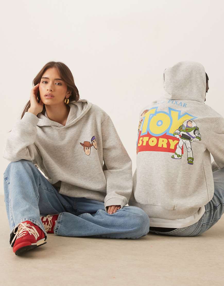 ASOS DESIGN - Disney Pixar - Oversize-Kapuzenpullover in Hellgrau mit „Toy Story"-Print von ASOS DESIGN