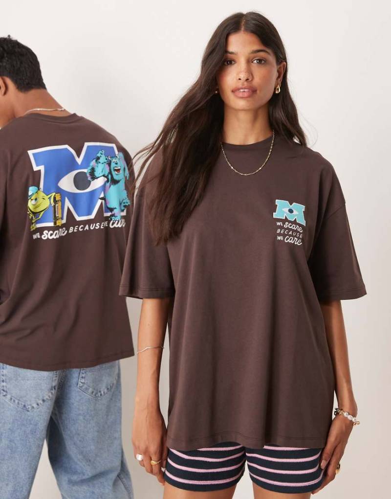 ASOS DESIGN - Disney Pixar - Oversize-T-Shirt in Braun mit „Monsters Inc"-Print von ASOS DESIGN