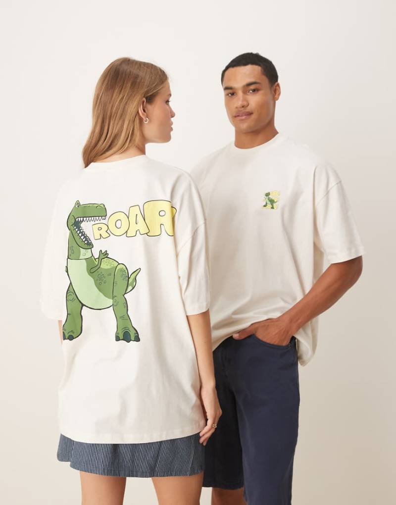 ASOS DESIGN - Disney Pixar - Unisex-T-Shirt in Cremeweiß mit Rex-Toy-Story-Prints und Oversize-Schnitt-Neutral von ASOS DESIGN