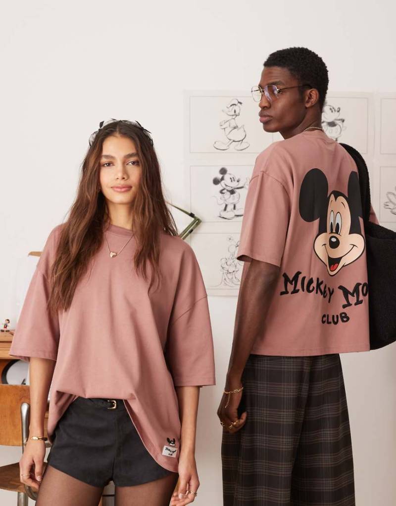 ASOS DESIGN - Disney - Schweres Unisex-T-Shirt in Staubrosa mit kastigem Oversize-Schnitt und großer „Mickey Mouse"-Stickerei auf dem Rücken von ASOS DESIGN