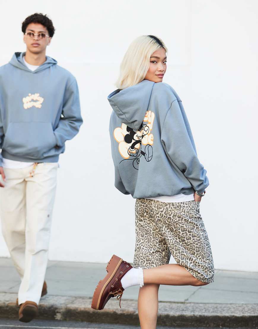 ASOS DESIGN - Disney - Unisex - Boxy Fit Kapuzenpullover in Grau mit „Micky Mouse"-Prints ASOS DESIGN - Disney - Unisex - Boxy Fit Kapuzenpullover in Grau mit „Micky Mouse"-Prints von ASOS DESIGN
