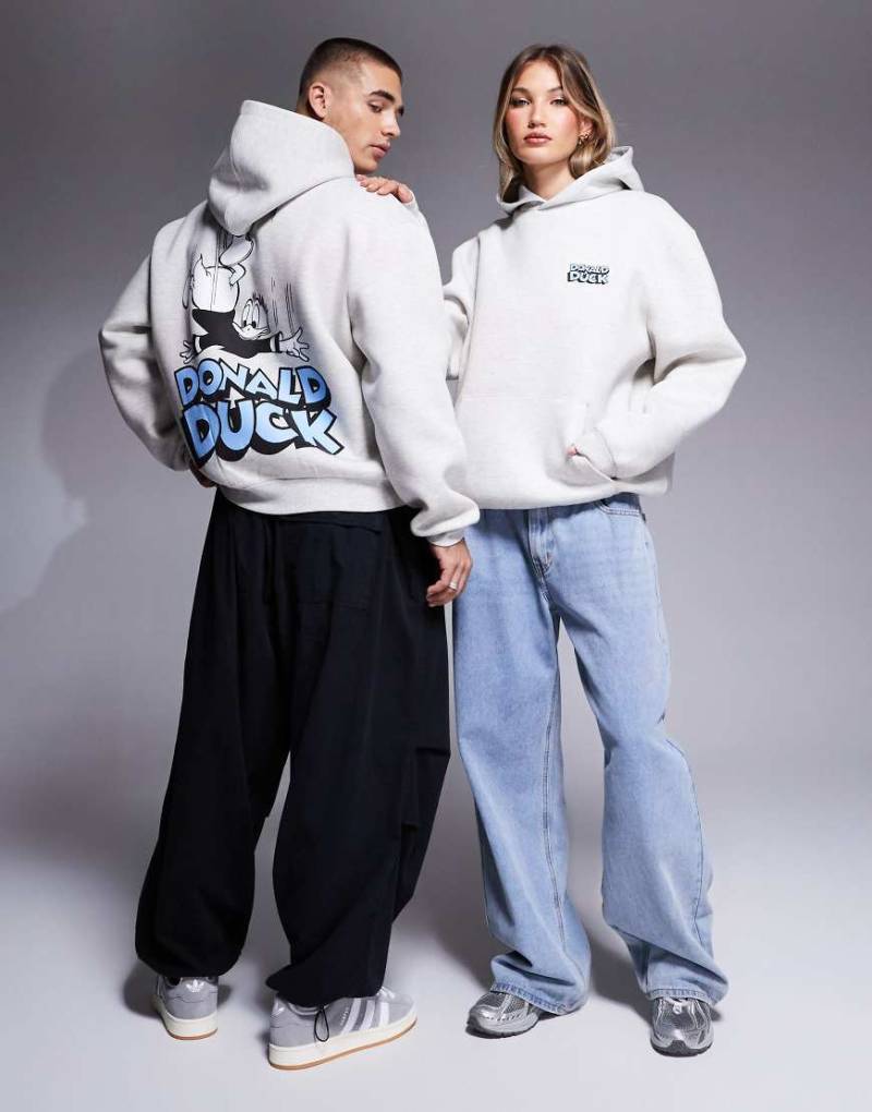 ASOS DESIGN - Disney - Unisex-Kapuzenpullover aus Scuba-Stoff in meliertem Grau mit Oversize-Passform und „Donald Duck"-Prints-Weiß von ASOS DESIGN