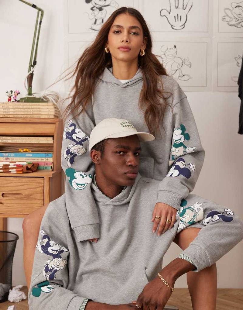 ASOS DESIGN - Disney - Unisex-Kapuzenpullover in meliertem Grau mit kastigem Oversize-Schnitt und „Mickey & Minnie Mouse"-Prints von ASOS DESIGN